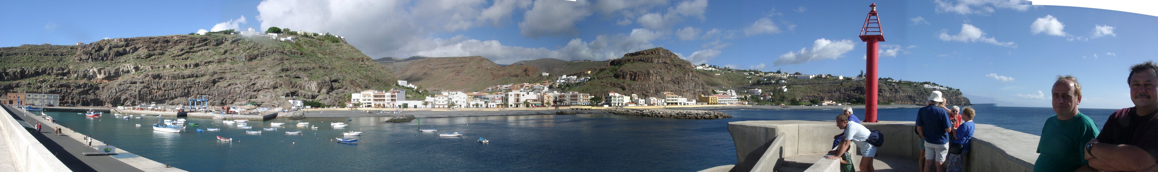 Playa Santiago/Hafenmole - Panorama von Westen nach Osten