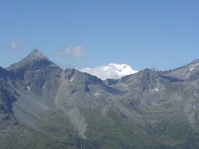 Katschberg/ Kareck (2481m): Blick in die Hohen Tauern (Schneeberg ist die Hochalmspitze, 3360m)