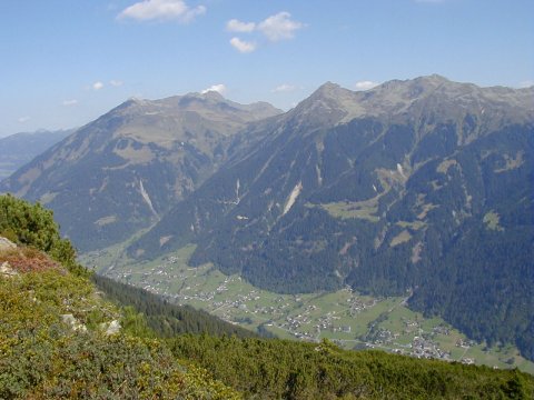Gantekopf 1958m-vlnr. Zamang Spitze 2386m, Kreuzjoch 2398m, Scheimersch 2420m